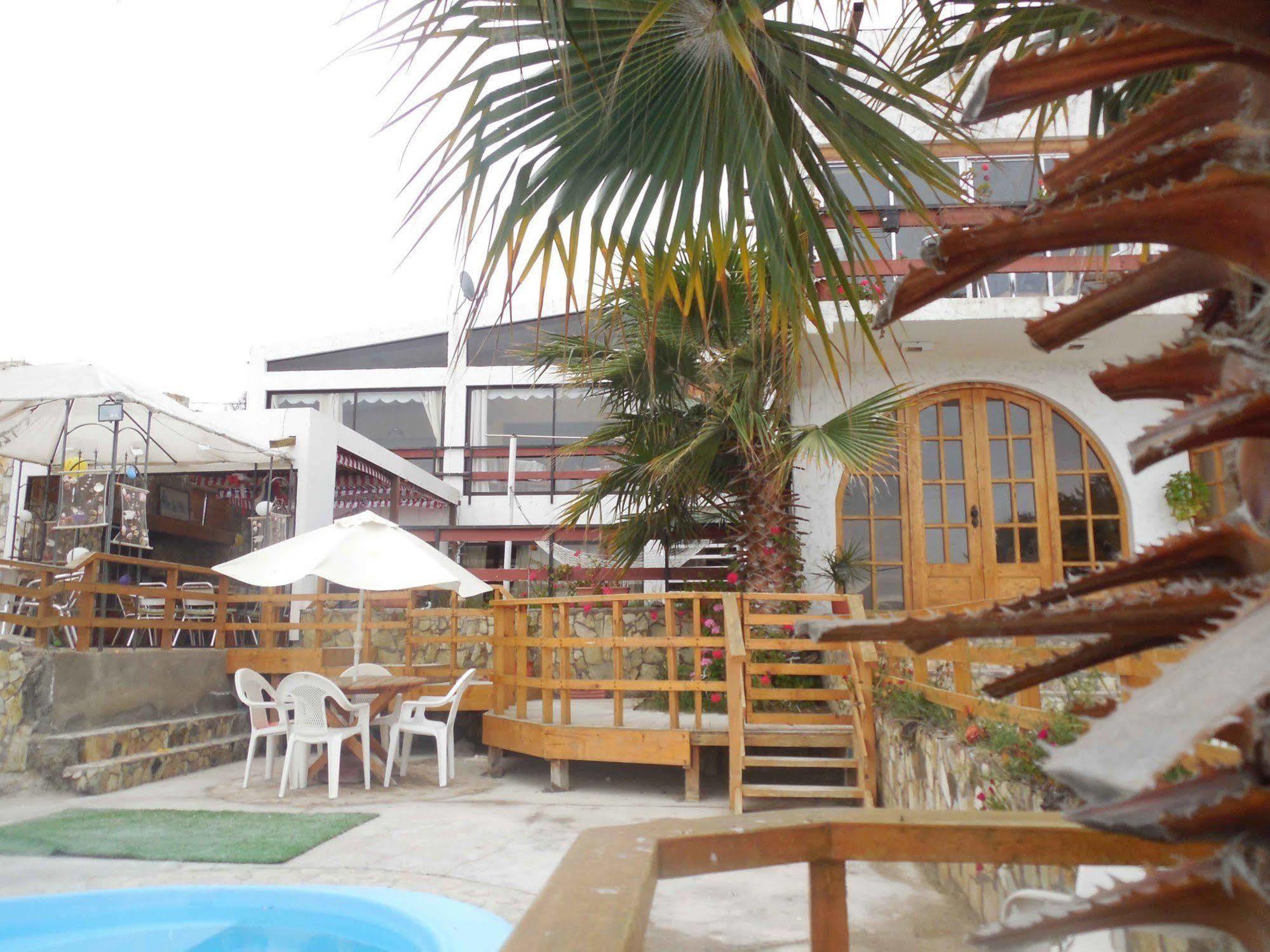 Hotel & Cabanas El Mirador Caldera Exterior photo